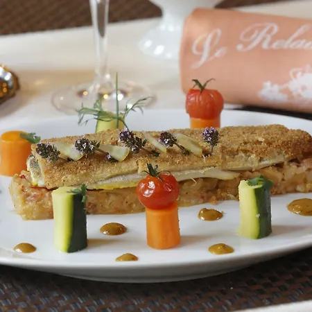 Logis Relais Des Puys Hotel 3*