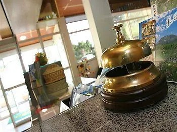 Logis Relais Des Puys Hotel 3*