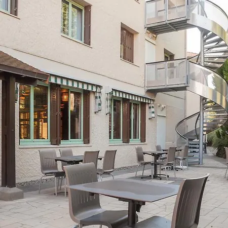 Hotel Logis Relais Des Puys Orcines